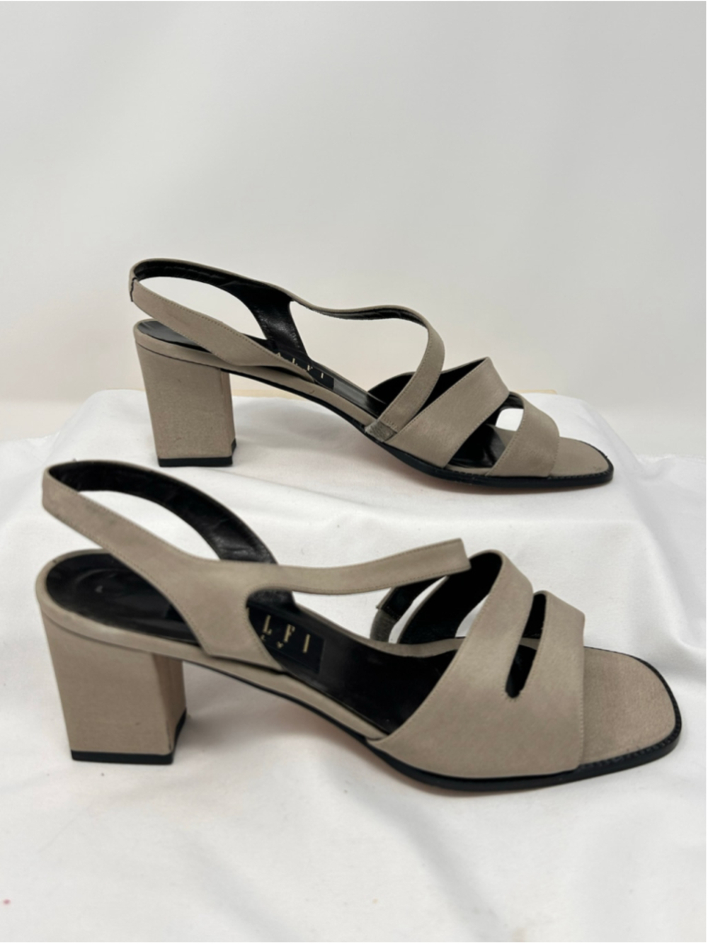 Amalfi Italy Taupe Leather Strappy Block Heel Slingback Sandals Size 10C